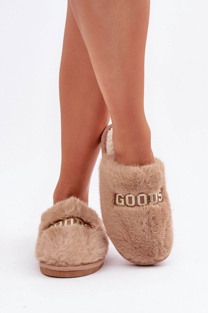Slippers model 204940 - MHMote