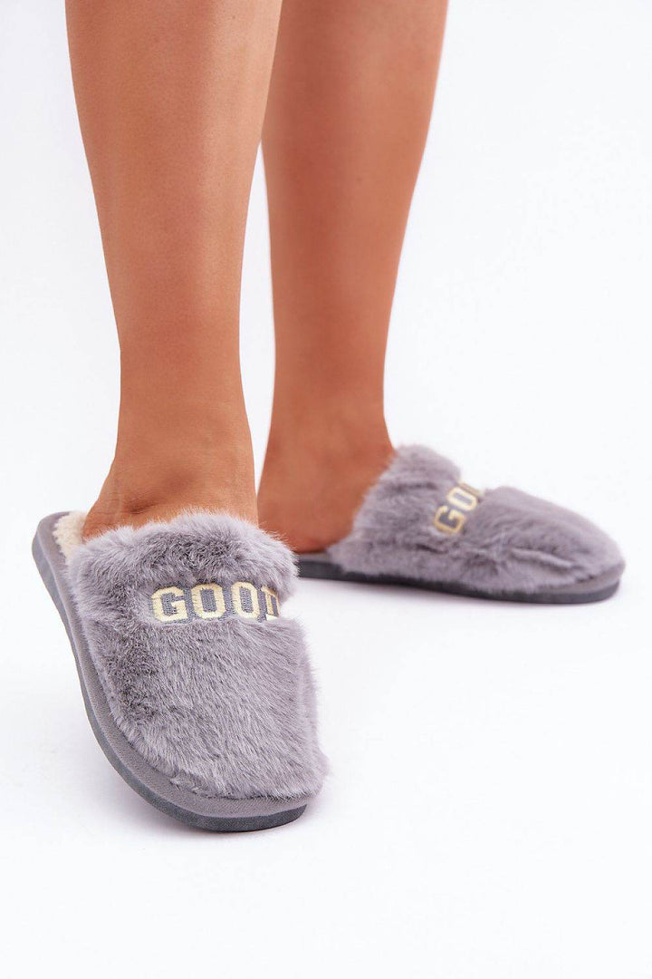 Slippers model 204940 - MHMote