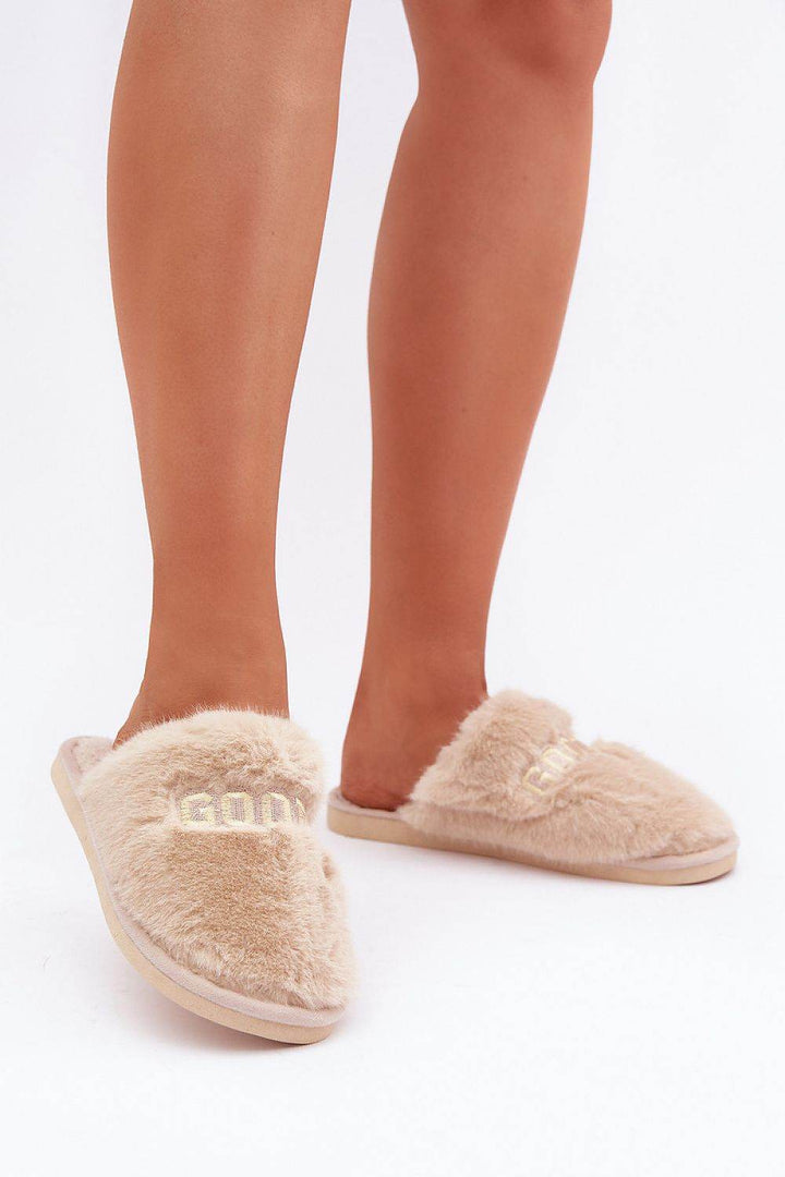 Slippers model 204940 - MHMote
