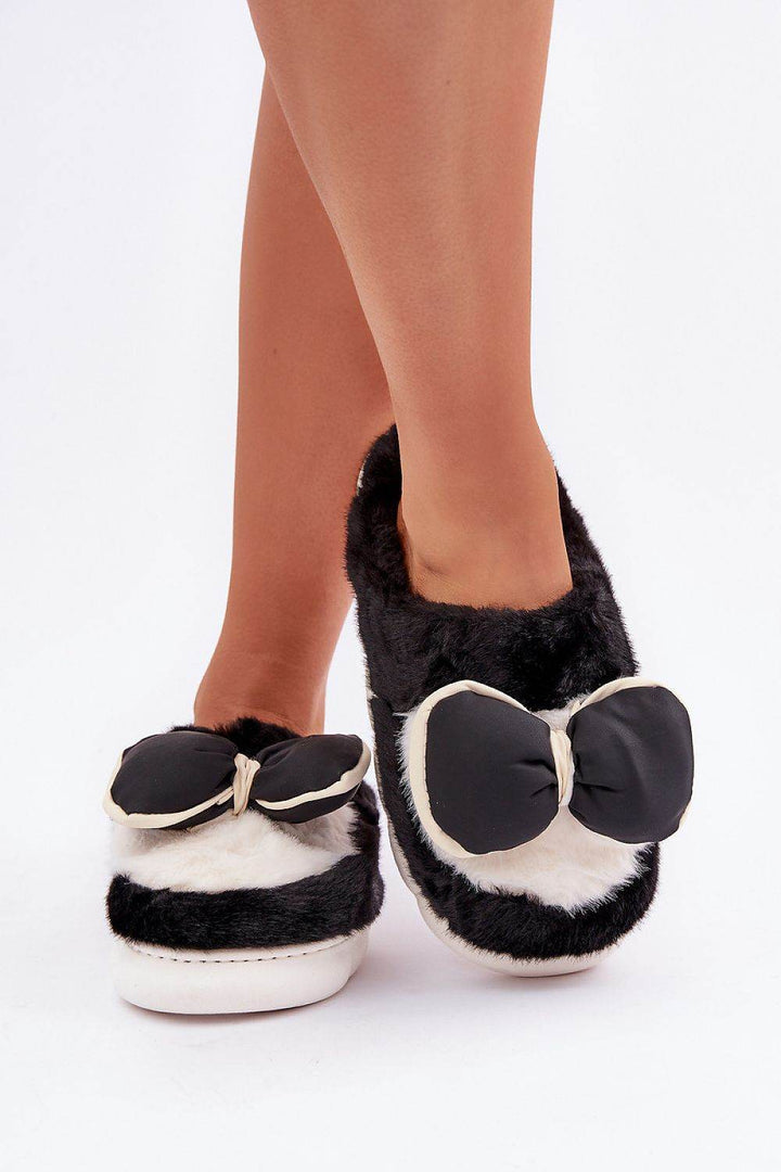 Slippers model 204944 - MHMote