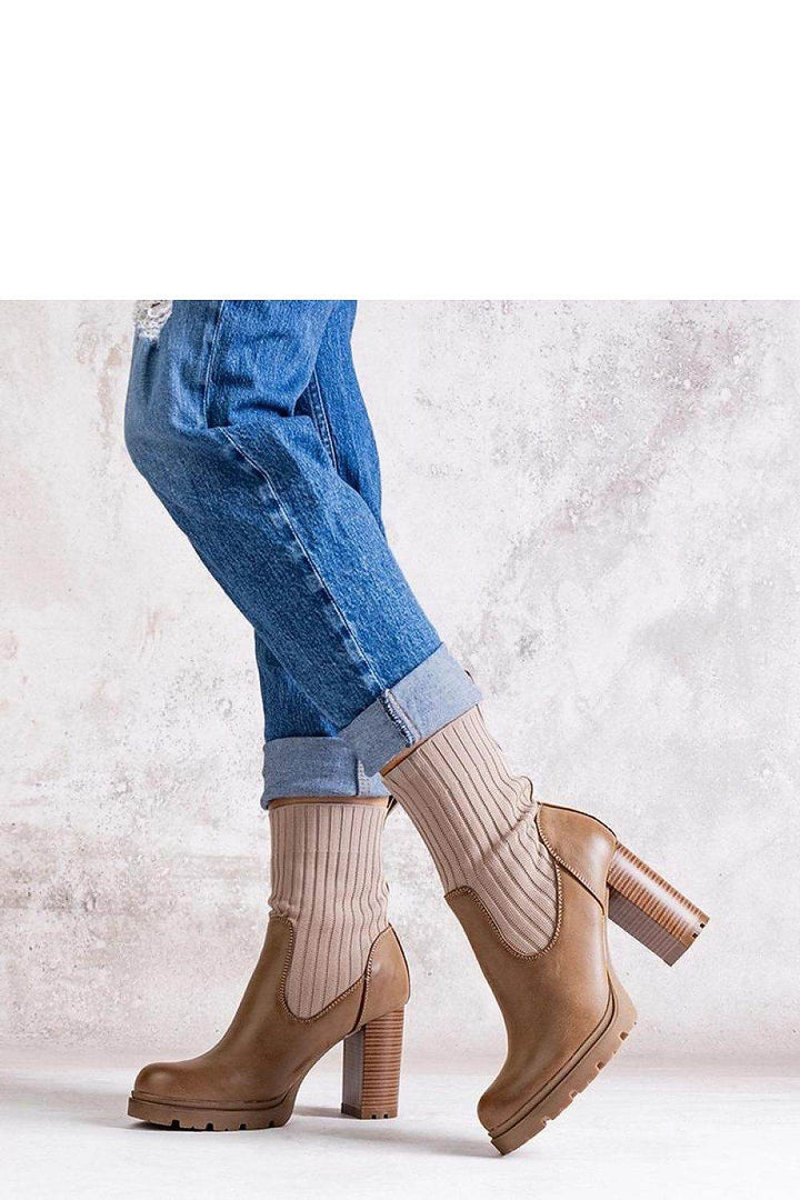 Heel boots model 205041 - MHMote