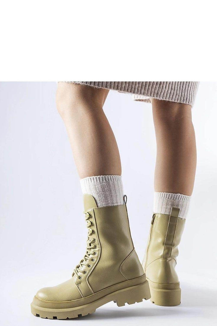 Boots model 205073 - MHMote
