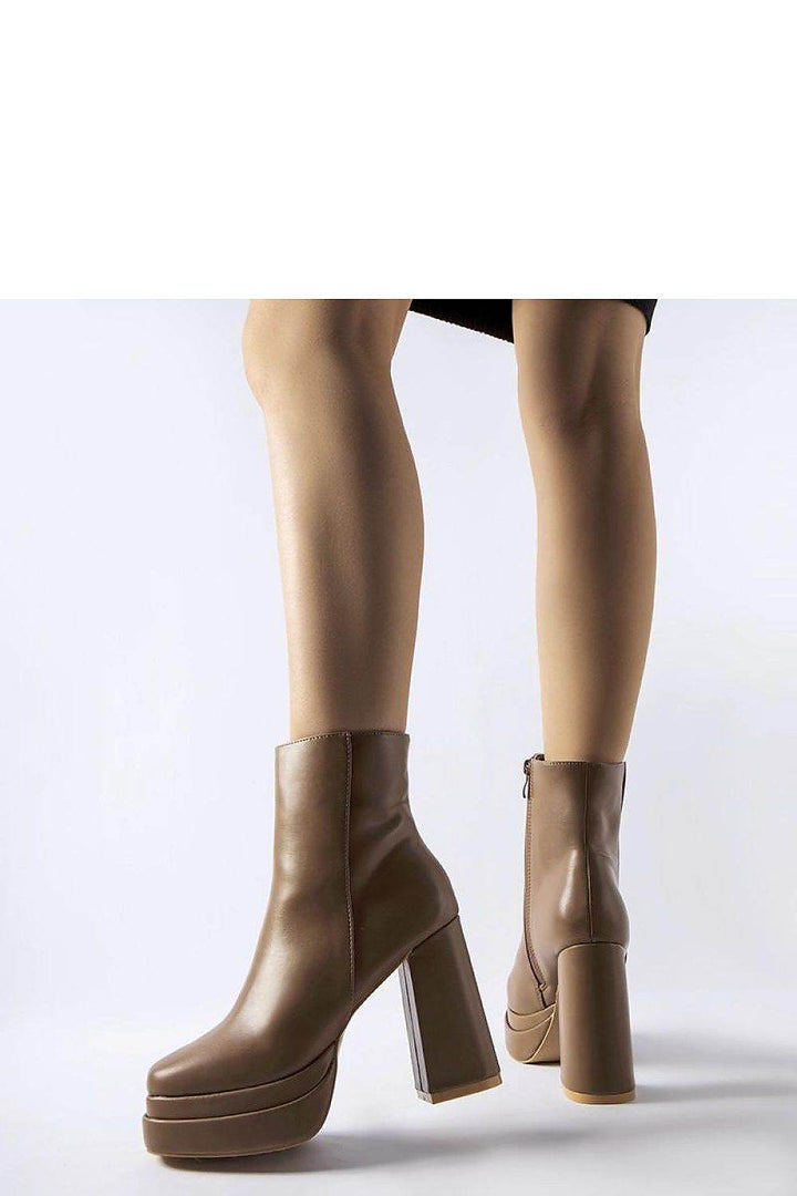Heel boots model 204728 - MHMote