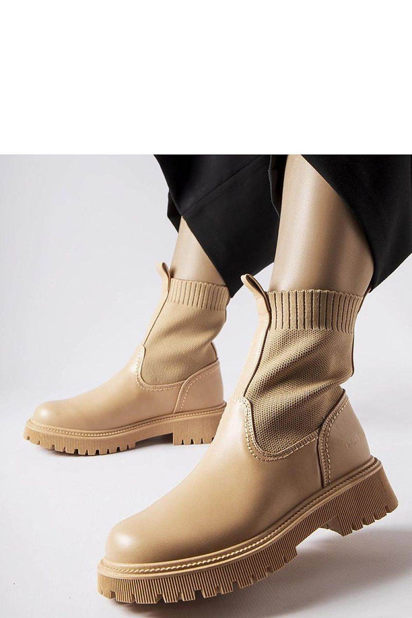 Boots model 205106 - MHMote