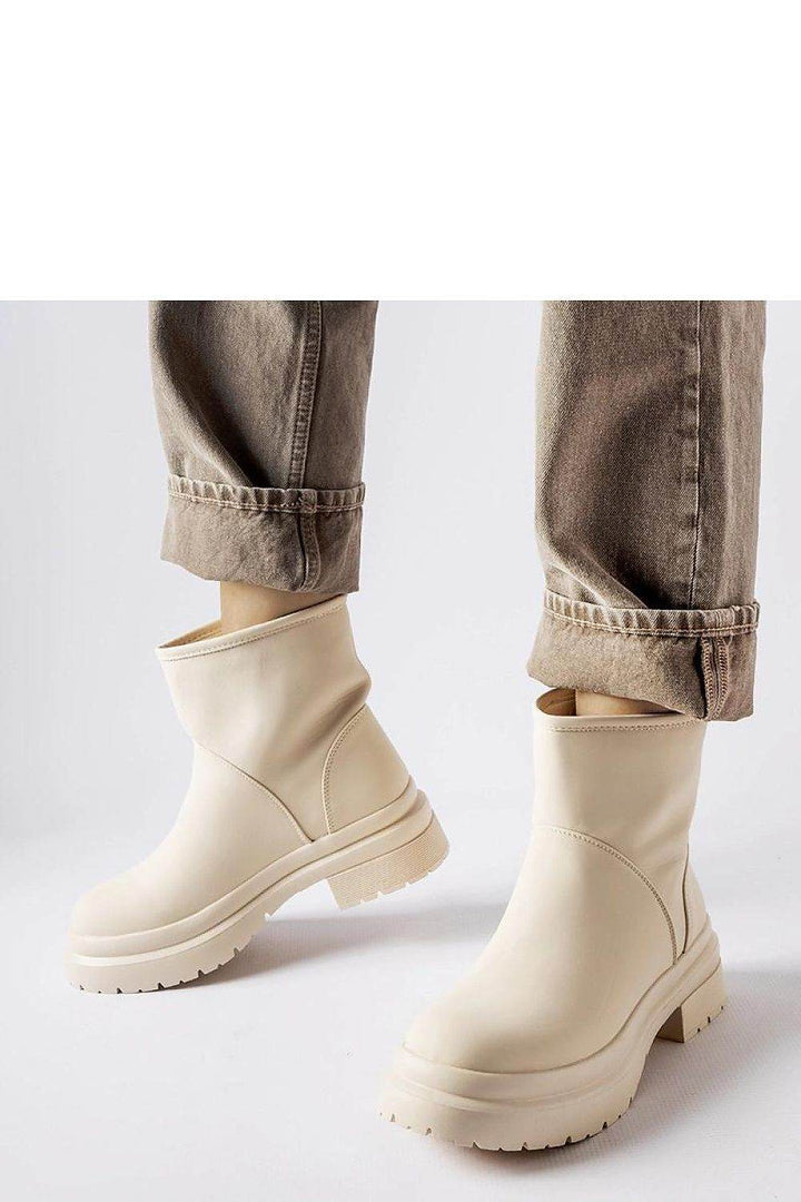 Boots model 204835 - MHMote