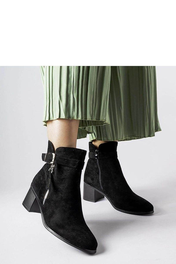 Heel boots model 205112 - MHMote