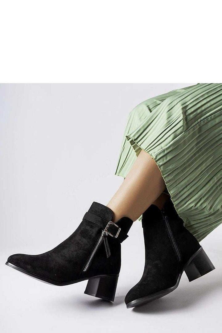 Heel boots model 205112 - MHMote