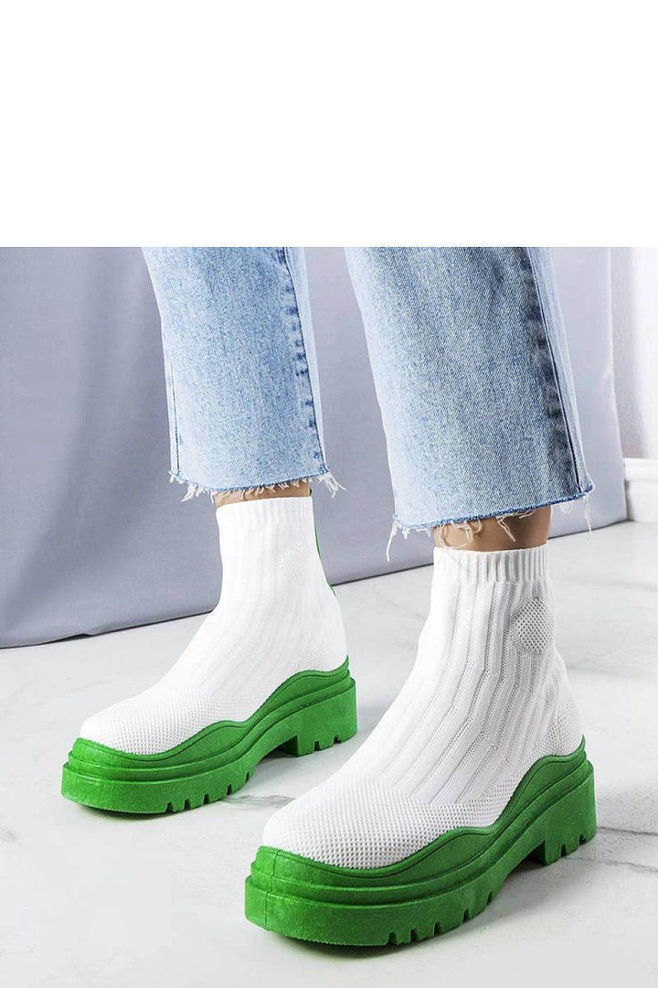 Boots model 204843 - MHMote