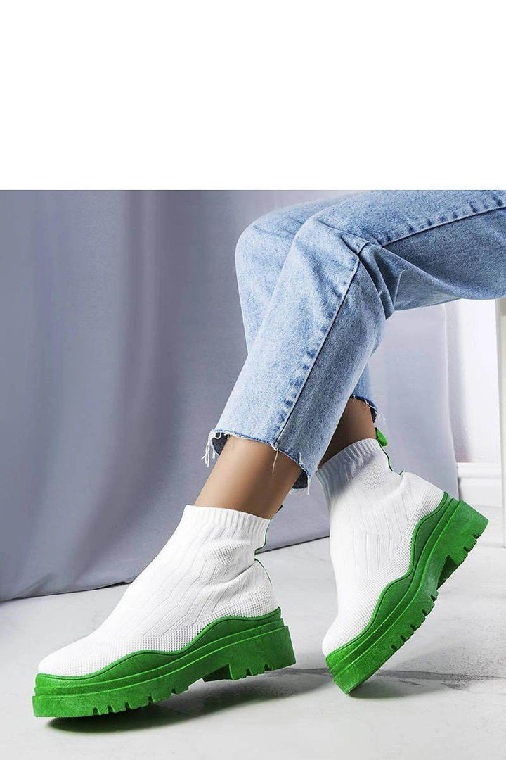 Boots model 204843 - MHMote