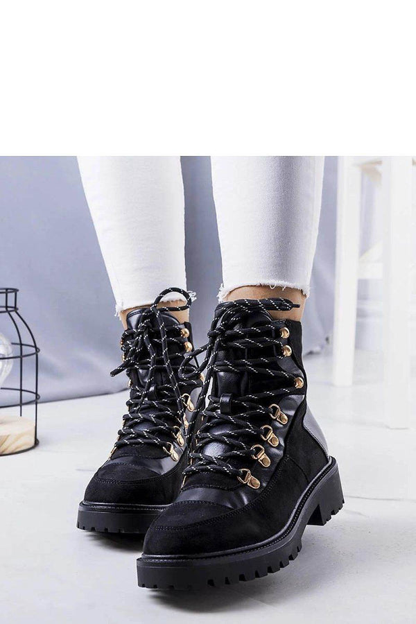 Boots model 205145 - MHMote