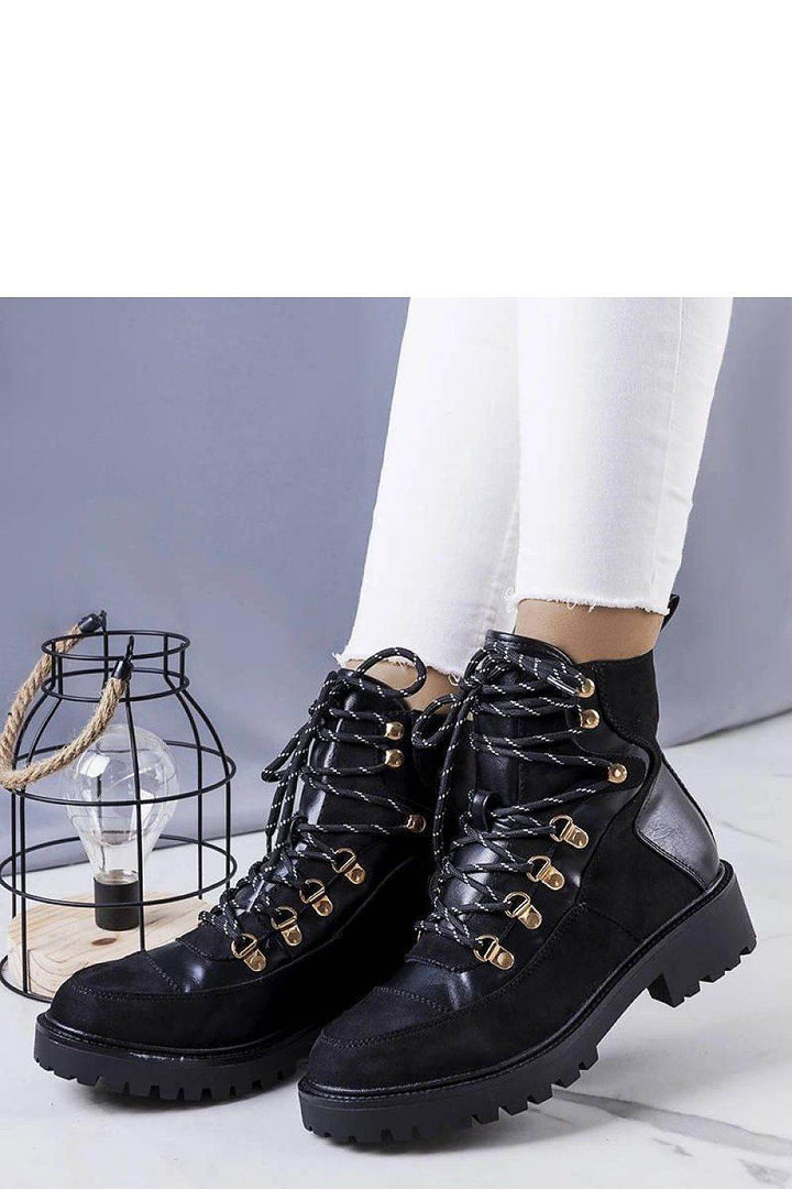 Boots model 205145 - MHMote