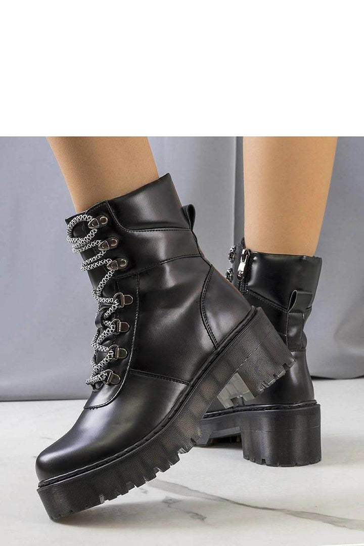 Boots model 205146 - MHMote