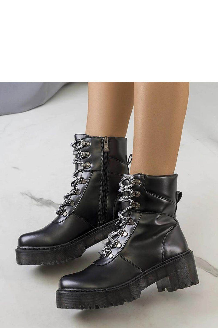Boots model 205146 - MHMote