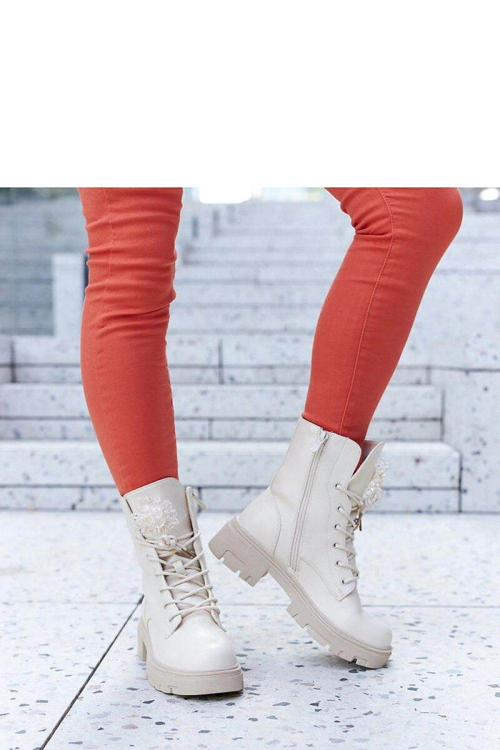 Boots model 205782 - MHMote