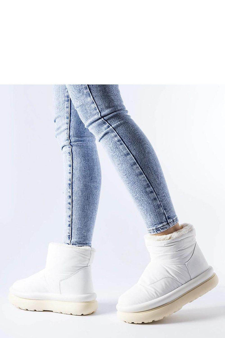 Boots model 205820 - MHMote