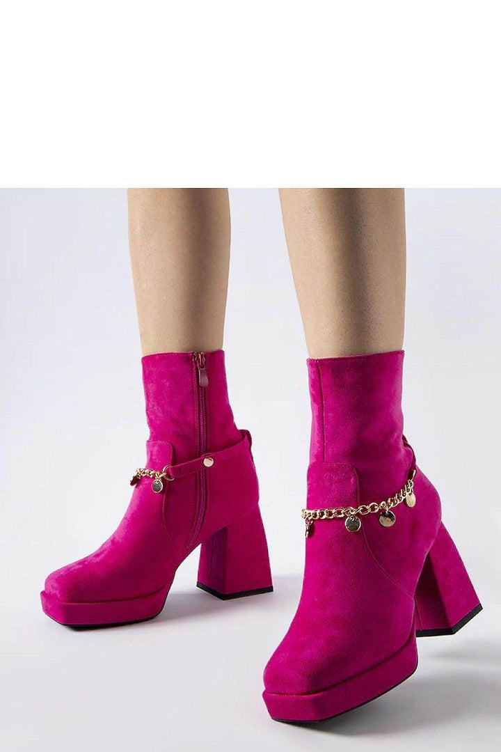Heel boots model 205085 - MHMote