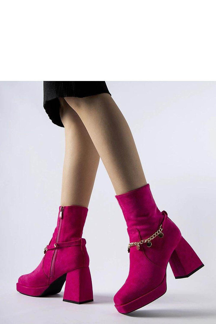 Heel boots model 205085 - MHMote
