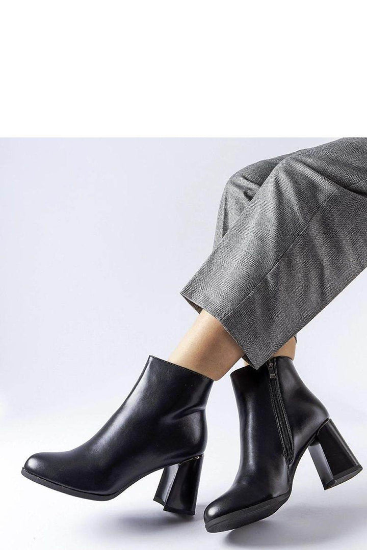 Heel boots model 205849 - MHMote