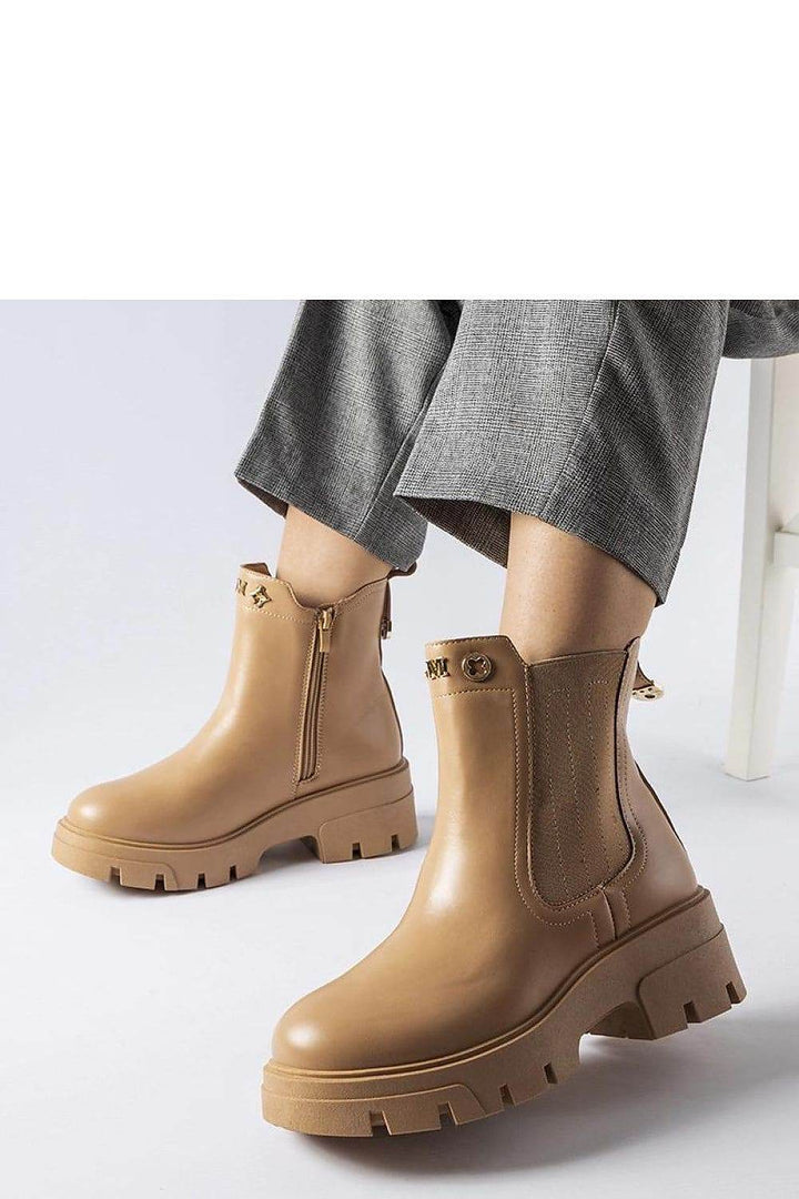 Boots model 205850 - MHMote