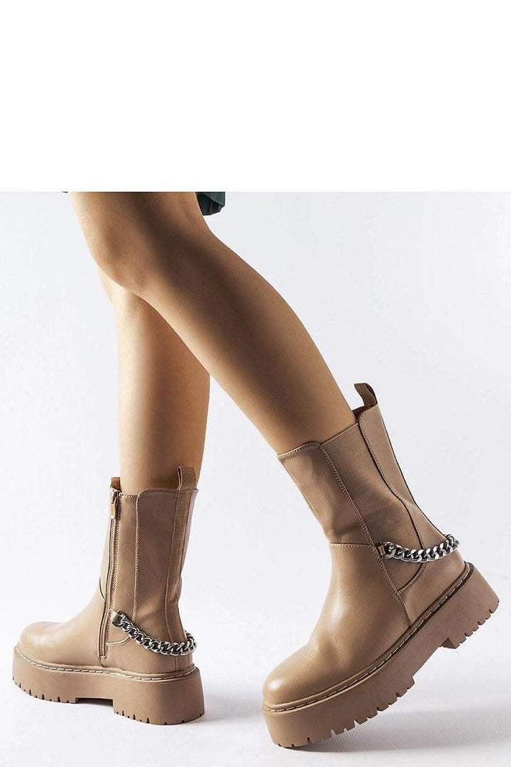 Boots model 205857 - MHMote
