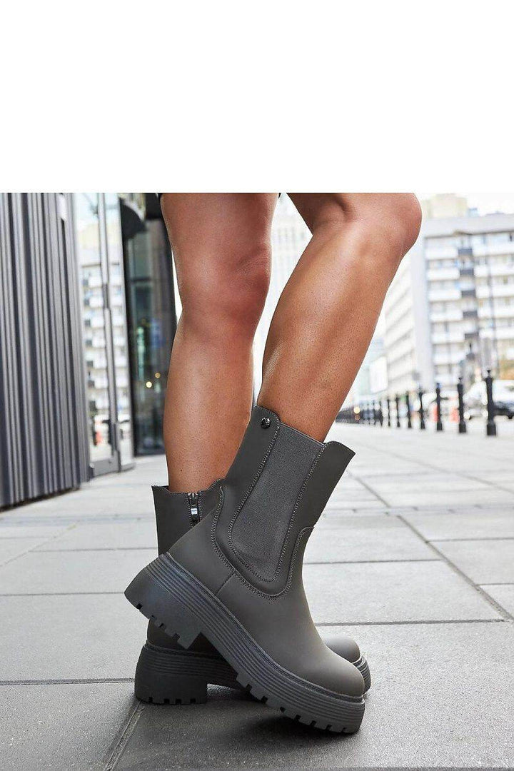 Boots model 205858 - MHMote