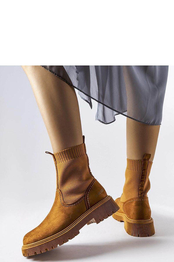 Boots model 205860 - MHMote