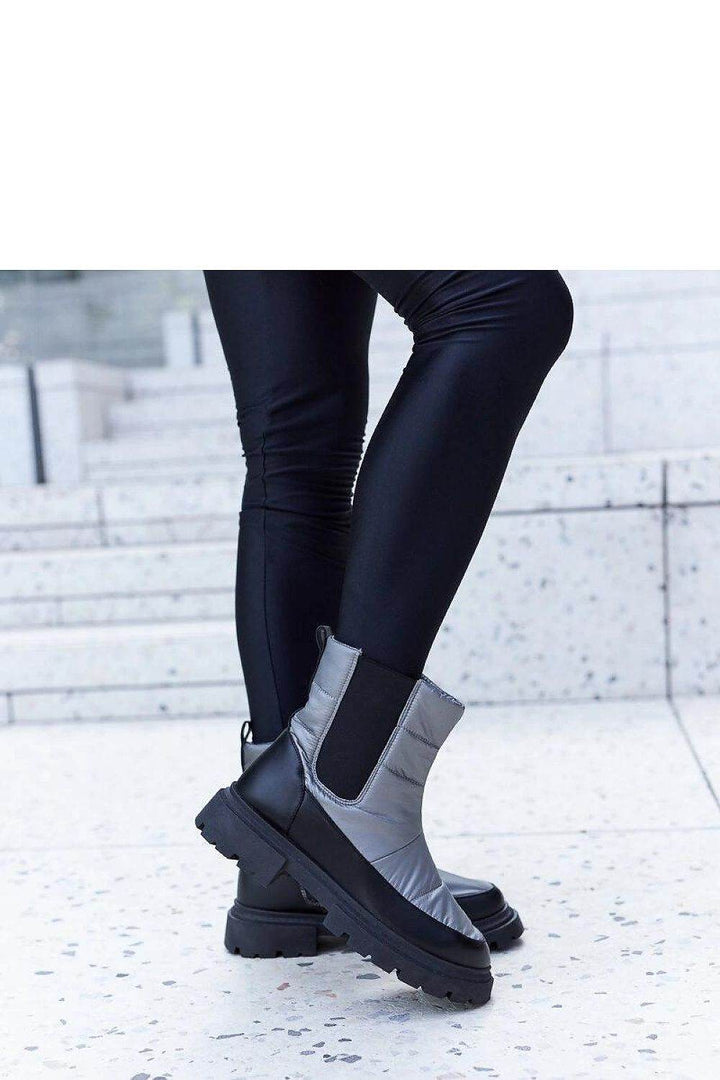 Boots model 204612 - MHMote
