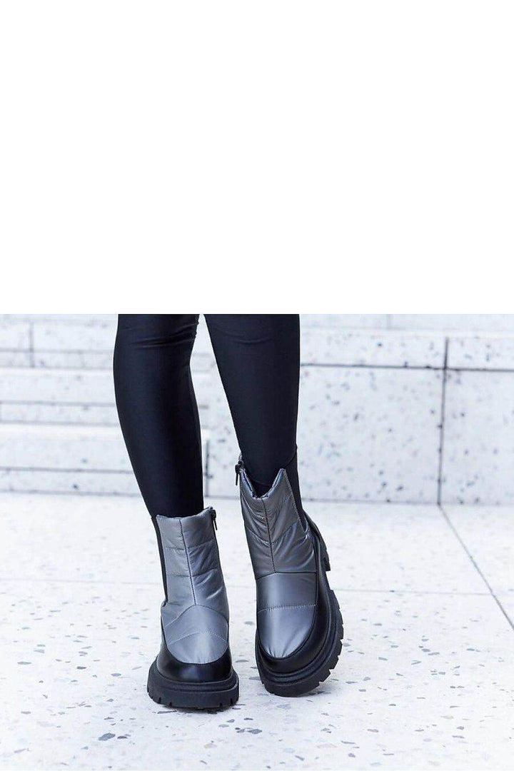 Boots model 204612 - MHMote