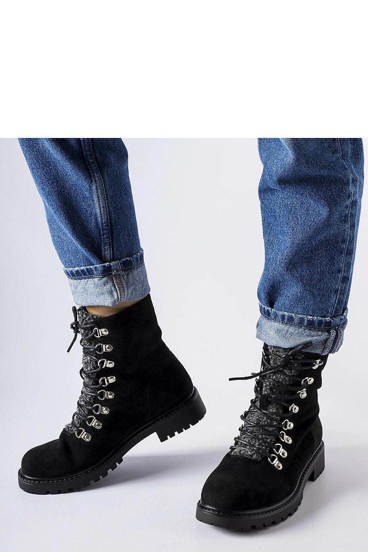 Boots model 205115 - MHMote