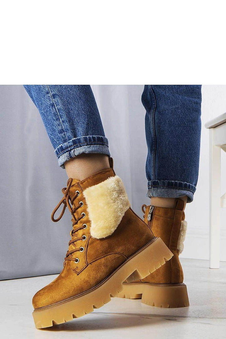 Boots model 205878 - MHMote