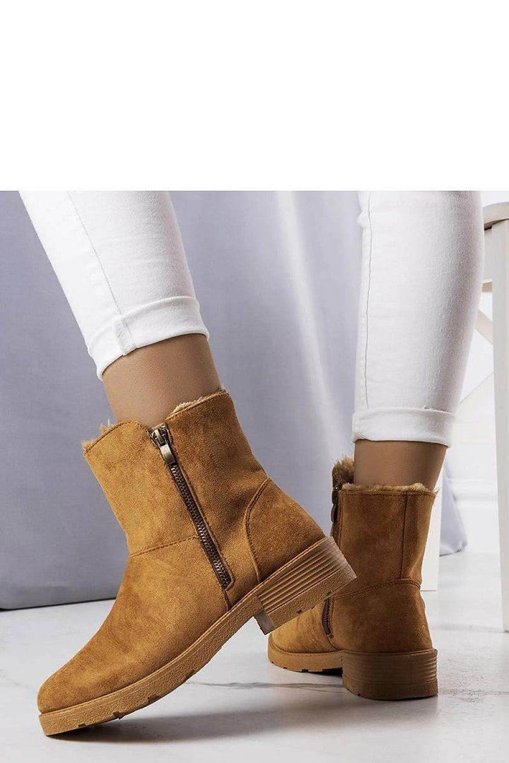 Boots model 205882 - MHMote