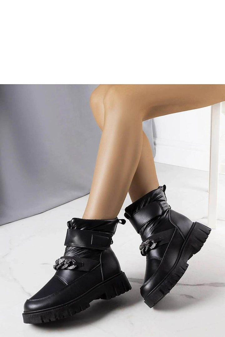 Boots model 205883 - MHMote
