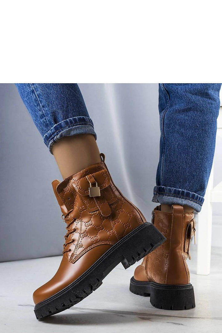 Boots model 205886 - MHMote
