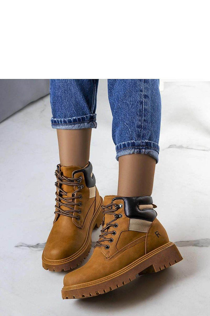 Boots model 205887 - MHMote