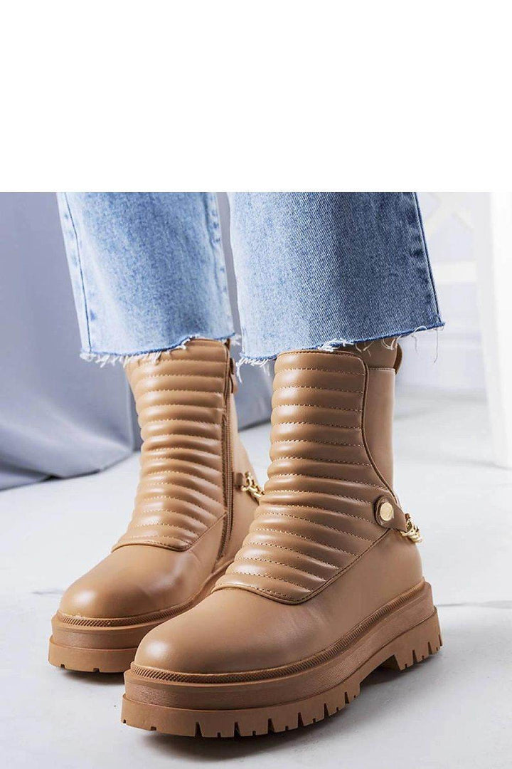 Boots model 205888 - MHMote