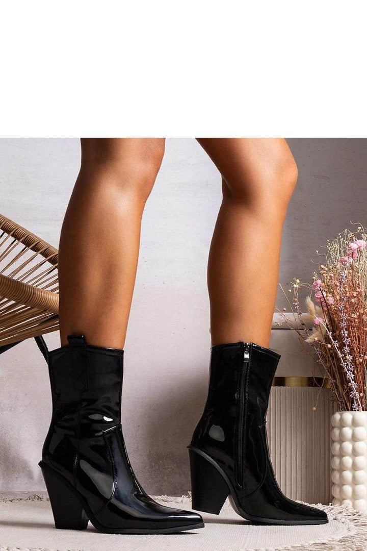 Heel boots model 205891 - MHMote