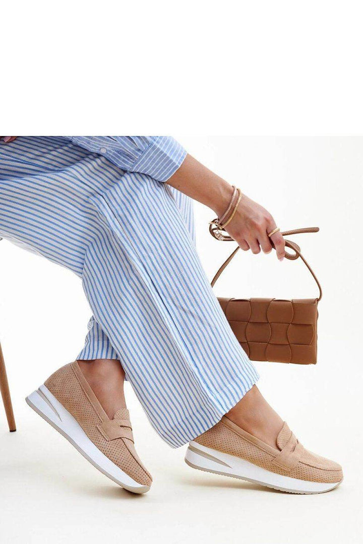 Low Shoes model 206455 - MHMote