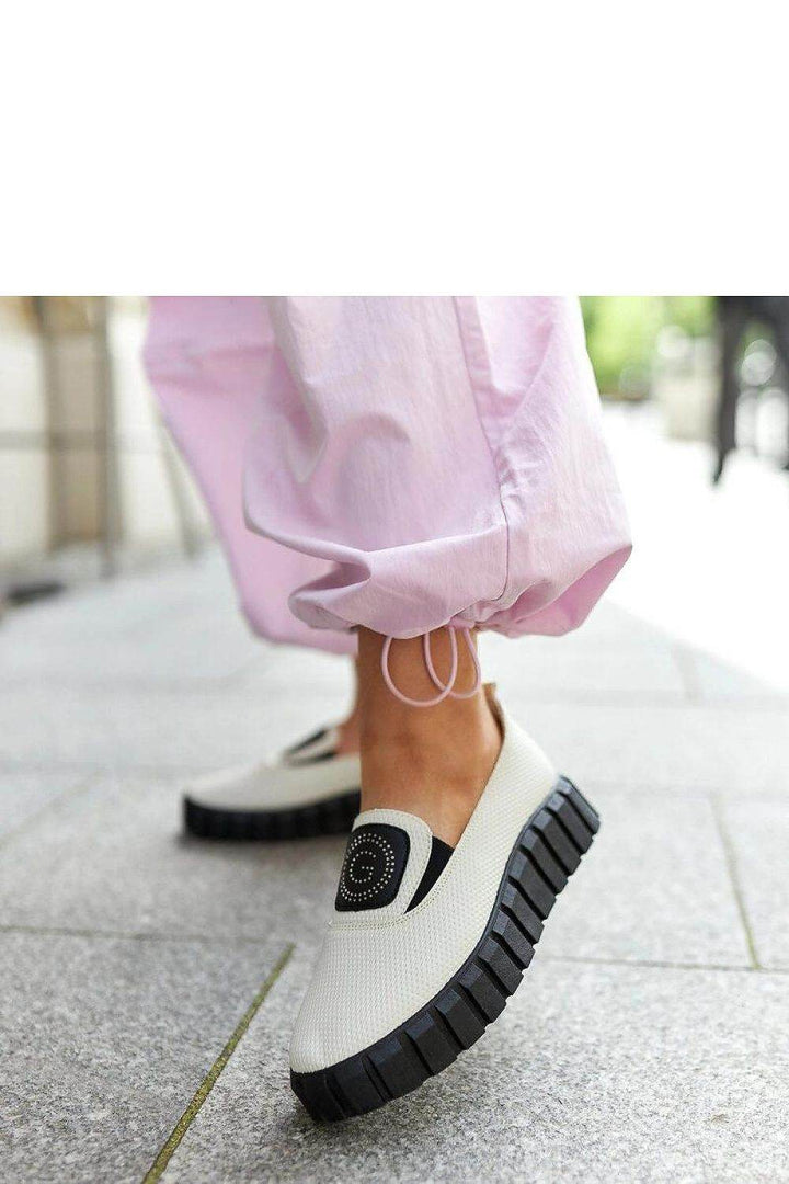 Low Shoes model 206460 - MHMote