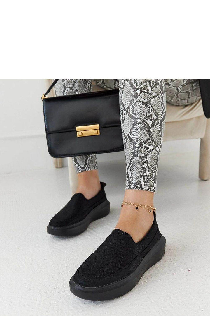 Low Shoes model 206474 - MHMote