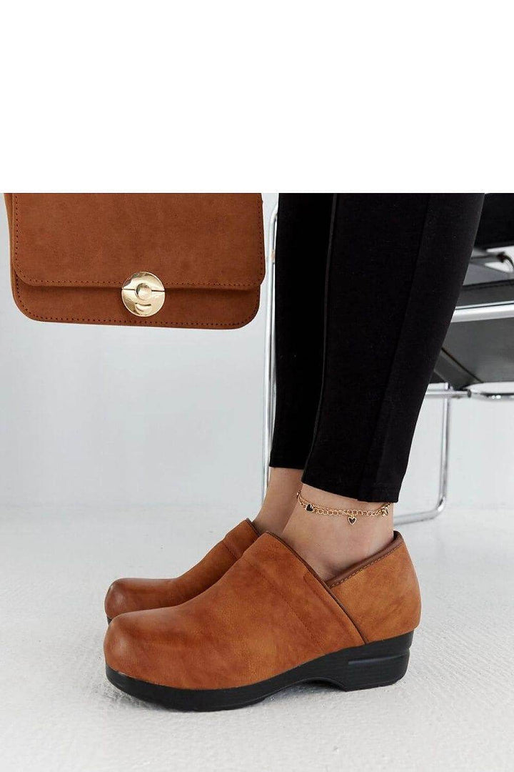Low Shoes model 206479 - MHMote