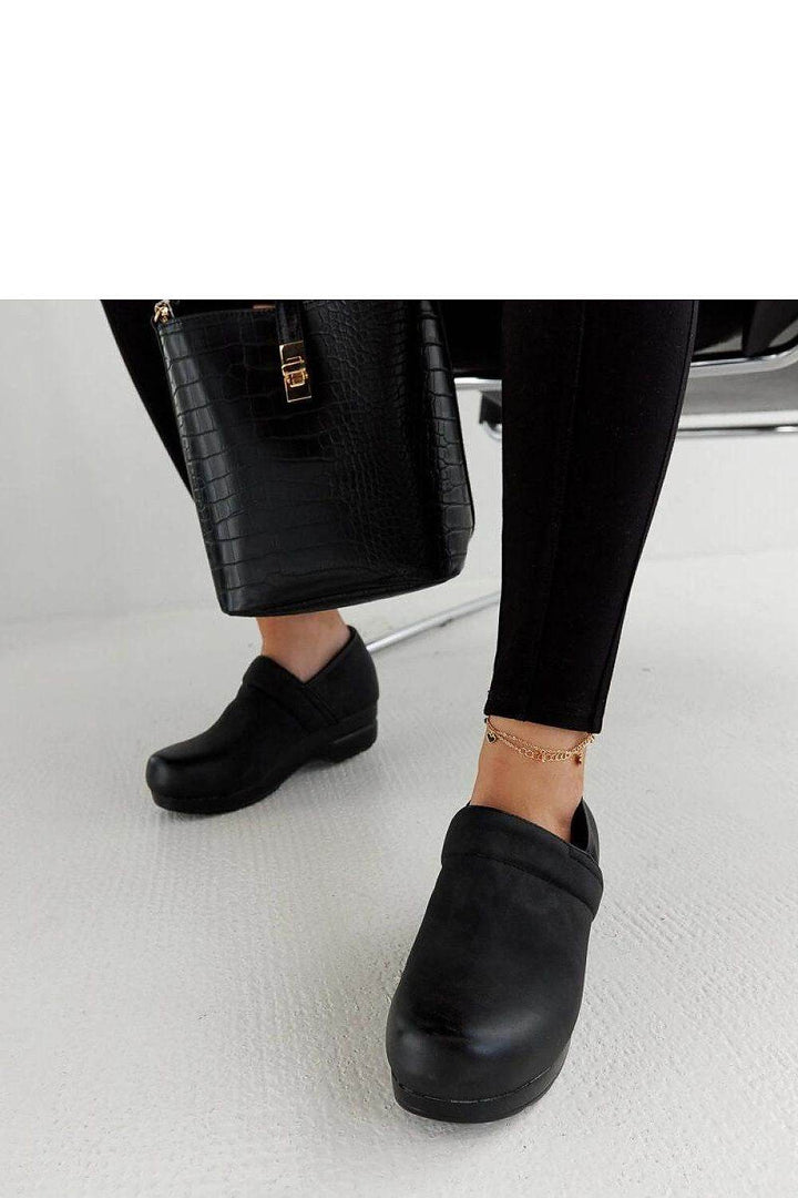 Low Shoes model 206479 - MHMote