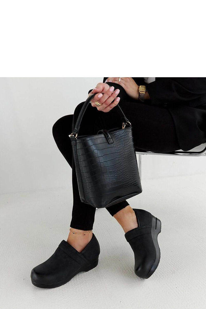 Low Shoes model 206479 - MHMote