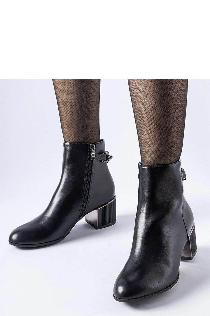 Heel boots model 206491 - MHMote