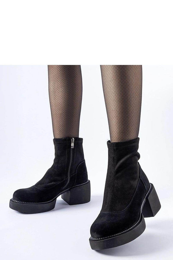 Heel boots model 206495 - MHMote