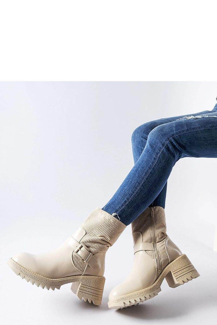 Heel boots model 206526 - MHMote