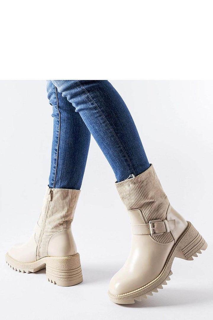 Heel boots model 206526 - MHMote