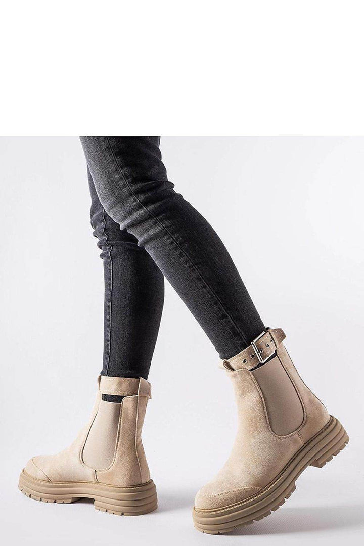 Boots model 204528 - MHMote