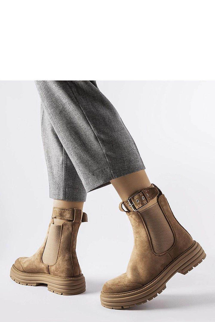 Boots model 204528 - MHMote