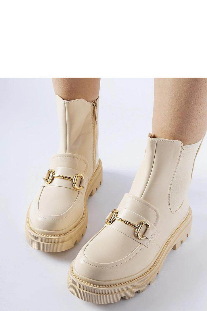 Boots model 206538 - MHMote