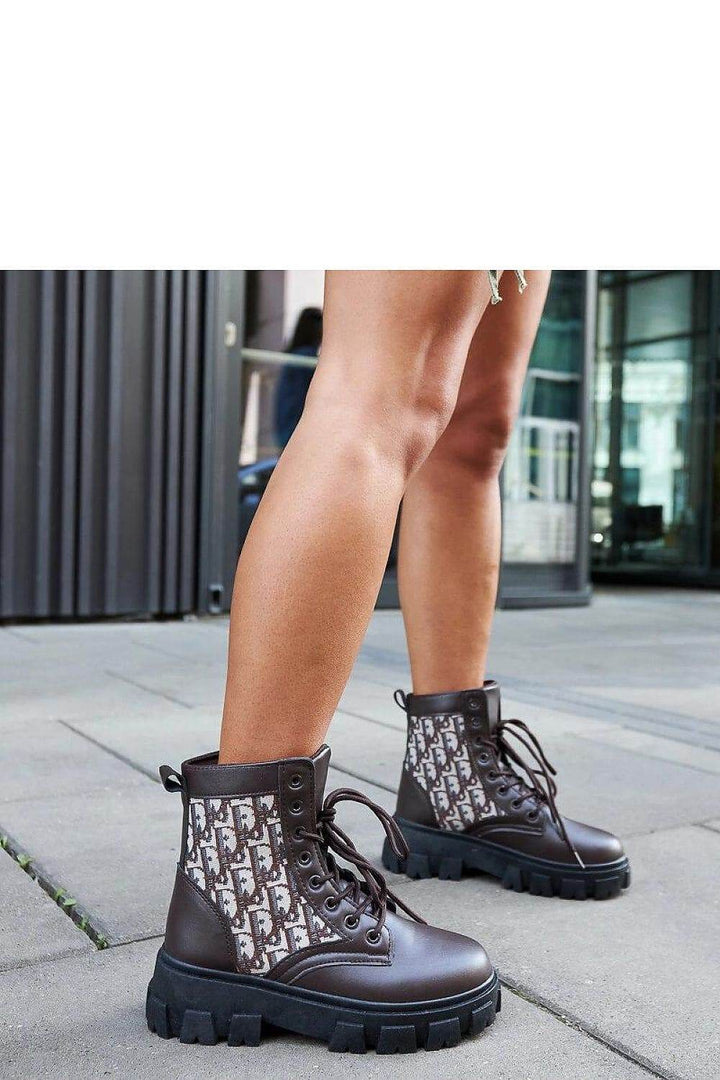Boots model 206540 - MHMote